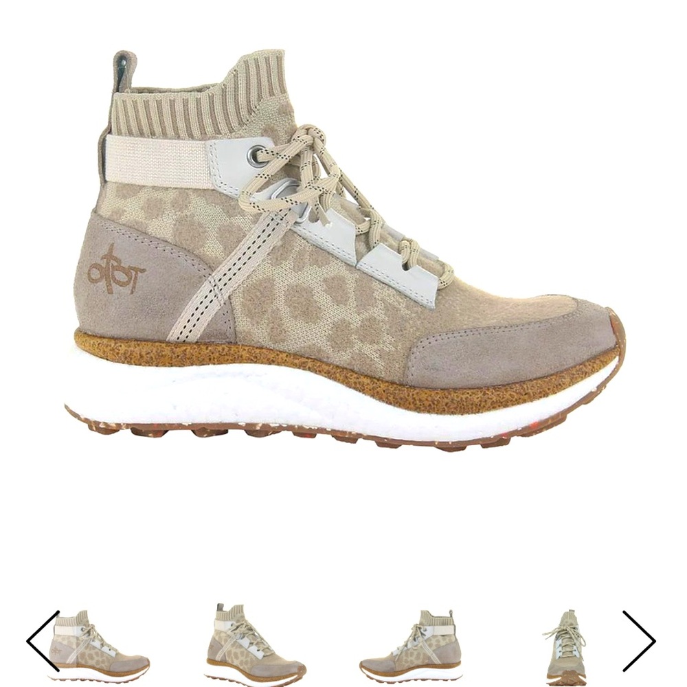 OTBT Women’s Hybrid- Khaki